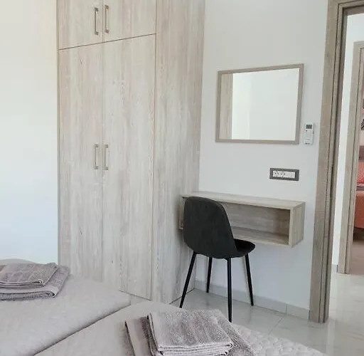 Traounou Bay Апартаменты *