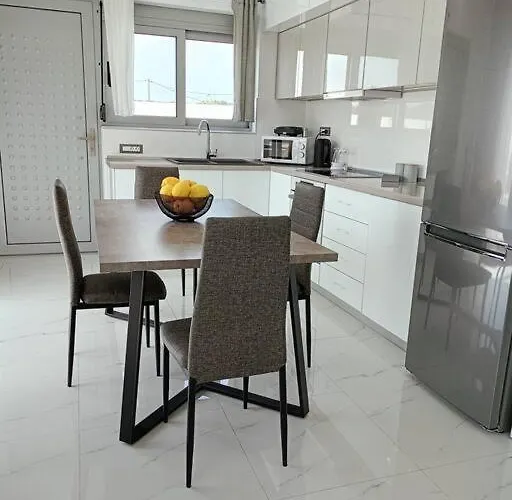 Апартаменты Traounou Bay
