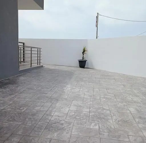 Traounou Bay 아판토우